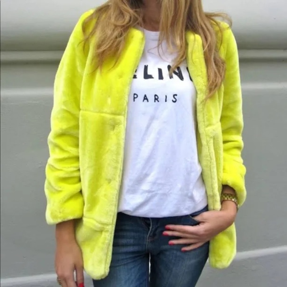 Zara Basic Faux Fur Yellow Coat Size XS, New Without Tag